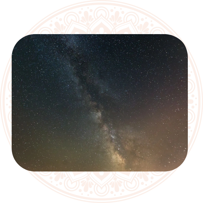 A picture of the milky way taken from the ground.